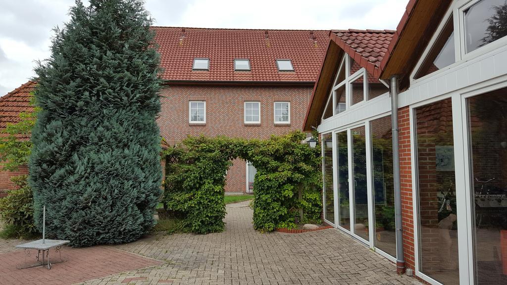 Hotel Zum Gesundbrunnen Bad Zwischenahn Luaran gambar