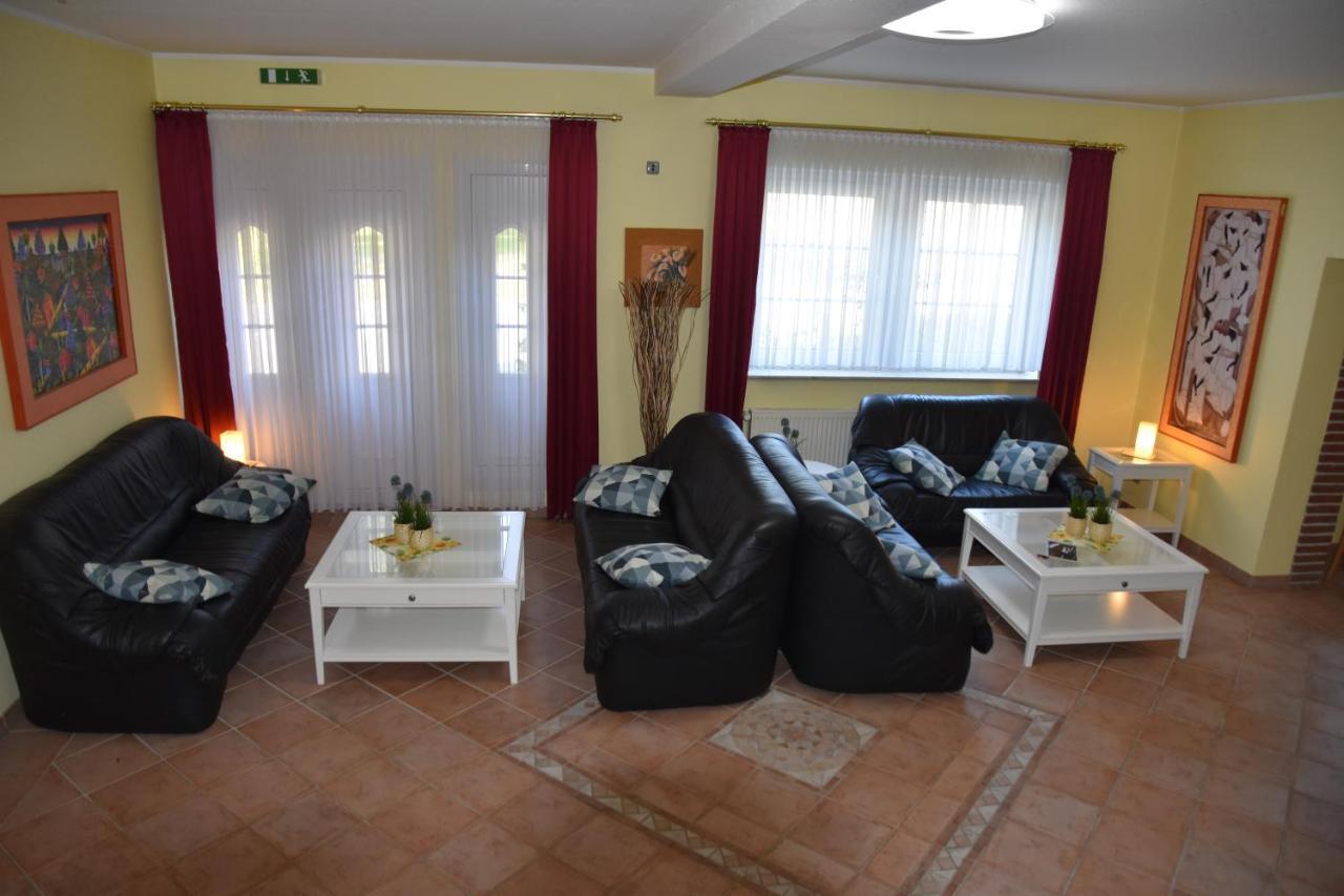 Hotel Zum Gesundbrunnen Bad Zwischenahn Luaran gambar
